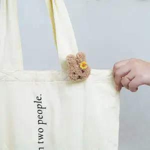 토끼인형뱃지 털실브로치 브롯지 귀여운 라이트브라운 붕어빵브로치 진주브로치