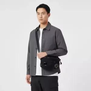 CP컴퍼니 26SS NYLON B LENS WAISTBAG 20CMAC043A 005269G 888) 나일론 B 렌즈 웨이스트백)