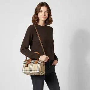 BURBERRY 26SS MINI CHECK BOWLING BAG 8118565) 미니 체크 볼링 백)