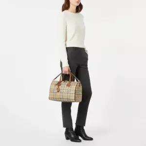 BURBERRY 26SS MEDIUM CHECK BOWLING BAG 8119049) 미디엄 체크 볼링 백)