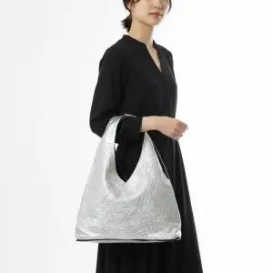 메종마르지엘라 MM6 26SS 재패니즈 지퍼 파우치 백 SA5VL0019 P8875 H1145)