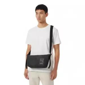 BURBERRY 26SS CHESTER SLING BAG 8119584) 체스터 슬링 백)