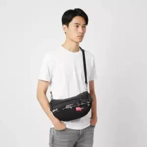 디젤 DIESEL X EASTPACK 디스트로이드 데님 숄더백 EK0A5BMC6Y11)