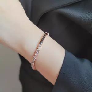 여자 모던 데일리 블랙앤화이트 큐빅 포인트 팔찌