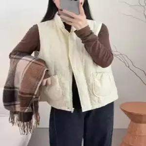 캐주얼 빈티지 여친 면 더블 보온 민소매 포켓 다운 조끼 추천각 OOTD1