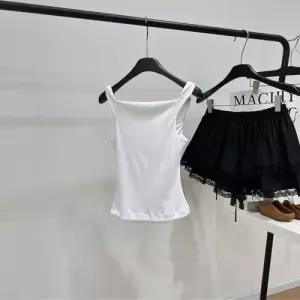 여사친 퀄리티봄가을 끈 새턴 조끼 자수풍 넥 언밸런스 스판 나시 DUCHI1