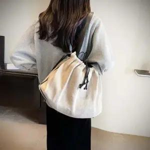 데일리가방 대학생 미니크로스백 패션가방 캐쥬얼 의류