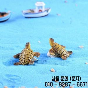 2pcs 수지 해변 바다 거북 미니어처 입상 물고기 탱크 장식 요정 마이크로 조경