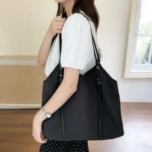 여성용 직장인 대학생 숄더백 보부상 쇼퍼 가방 블랙 데일리가방 보부상가방 출근가방