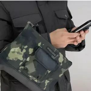 카무플라주 기프트 남성용 POLICE 클러치 톰브라운 삼선탭