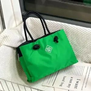 투톤 토트백 그린 배색 반전