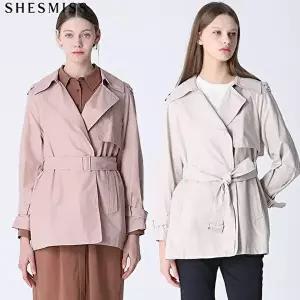 [쉬즈미스][쉬즈미스(SHESMISS)] 경쾌한 벨티드 하프 트렌치 코트 (택가격 248000원)