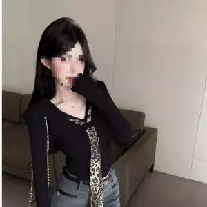 여사친 가을 상의 긴팔티셔츠 타이 쇄골 후드티 쇼트 후드 호피 넥 원픽3