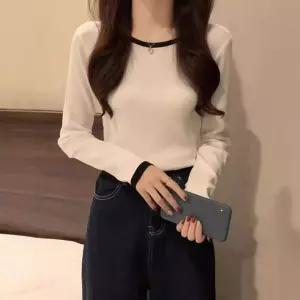 여친 이너 상의 스킨톤 정장 슬림 긴팔 봄가을 티 트렌치코트 티셔츠 라운드넥 셔츠 어깨 admr3