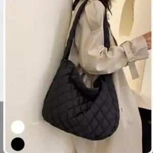 패딩 여자 패딩 캐주얼 데일리 누빔 숄더백 여성 가방 데일리 크로스 가방