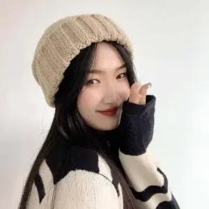 비니 비니 브라운 온리원 니트 패션 겨울
