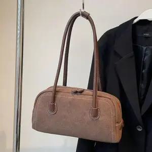 데일리백 숄더백 신상 스웨이드 패션 여성 가방 쇼퍼백