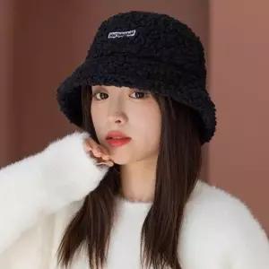 털모자 겨울철 방한용품 여성 뽀글이 레터링 버킷햇