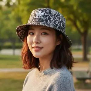 [아웃도어스/아디다스]아디다스 여성용 오리지널 파이썬 버킷햇 멀티컬러 병행
