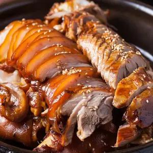 CM팜 담백고소매콤 뼈 뼈없는 족발 불족발 300g 1팩 2팩 3팩 홈파티 홈캉스 집들이 별미식 캠핑고기