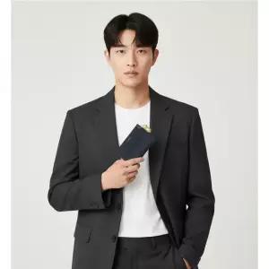 파슬 26SS 박스 레더 럭키 참 홀더 BB60QBB13A 001)