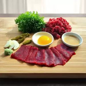 내가고기 반반/육회 + 육사시미 총500g +(간장맛맛소스뭉티기소스) 마장동 당일작업 신선 냉장
