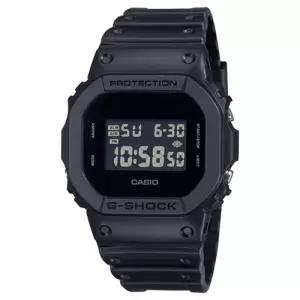 [롯데백화점]지샥 DW-5600UBB-1DR LIC 스퀘어 전자시계 매트블랙
