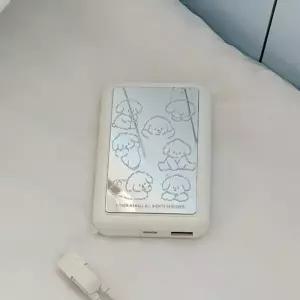 /더나인몰 cloudy puppy pattern [미러 맥세이프 보조배터리]