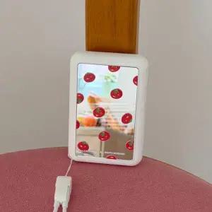 /더나인몰 mini tomato pattern [미러 맥세이프 보조배터리]