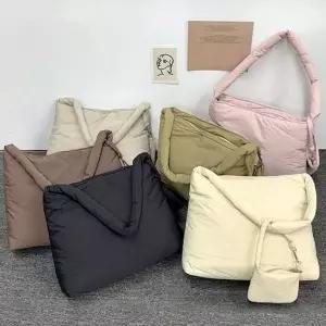 [하프클럽/]데일리 여성 패딩 숄더백 빅사이즈 여성 구름 가방 나일론 겨울