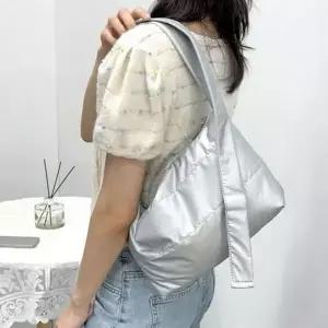 [하프클럽/]가벼운 여성 패딩 백 퀼팅 여성 보부상 가방 데일리 여행용