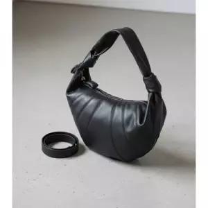 르메르 MUST IT_ 26SS Fortune Croissant Bag BG0071 LL0018 999) 포춘 크루아상 백)