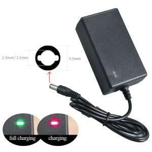 12.6V 2A 21V 1A 18650 리튬 배터리 충전기 12V 18V 스크루 드라이버 렌치 리튬 이온 배터리 팩 DC 5.5mm *