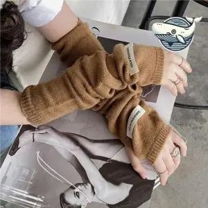 자전거토시 니트 암워머 아이템 스타일링 필수품 배색