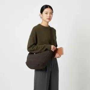 르메르 배송 소프트 게임백 미디엄 BG0074 LF1330 490