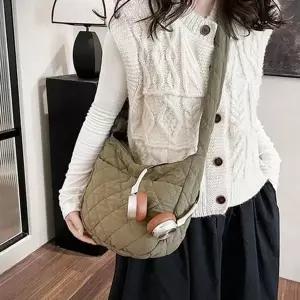 [하프클럽/]데일리 여성 퀼팅 백 캐주얼 여성 패딩 백 호보백 숄더백