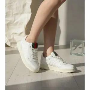구찌 GUCCI 리웹 스니커즈 로우탑 운동화 786186 AADJ9 9097