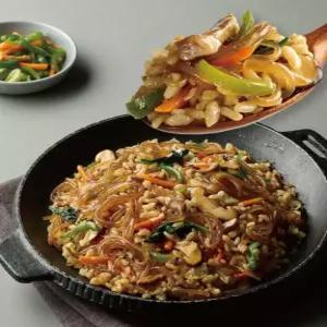 애슐리 볶음밥 12인분( 묵은지삼겹살 4+잡채4+깍두기 베이컨4)