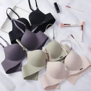 [브라1종+팬티1종] 노와이어 빅푸쉬 왕뽕 볼륨 베이직 일체형 풀컵 브라 팬티 세트 (4Ccolor)
