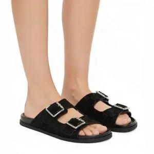 GUCCI 816380 AADUO 1000 슬라이드 샌들 슬리퍼