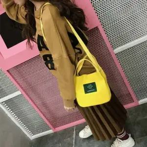 캔버스천 가벼운 미니가방 비비드컬러 작은 손가방