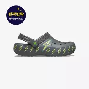 키즈  클래식 클래식 볼트 라이트 클로그 키즈 (카본) 213185-OYK_US