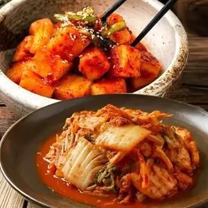 누리웰 김치 2종세트 총 4kg(맛김치 2kg+깍두기 2kg)