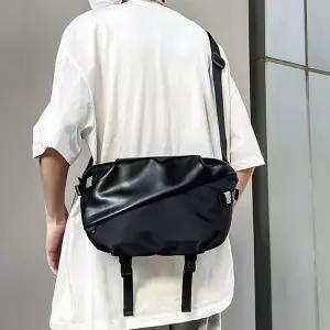WL 캐주얼 바디 크로스 백 대 학생 데일리 책 가방 블랙