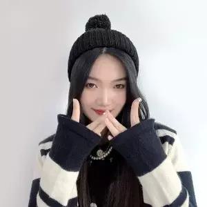 [하프클럽/]폼폼 방울 니트 비니 블랙 겨울모자 니트모자 패션비