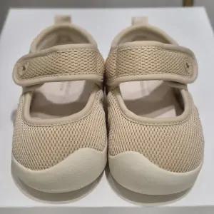 [에뜨와]카일메쉬삑삑이샌들(BEIGE)