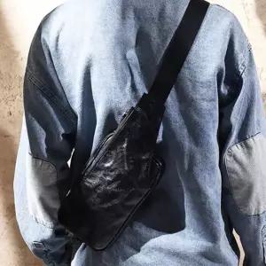 [다잇템]남자 라클랜 소가죽 프리미엄 데일리 슬링백
