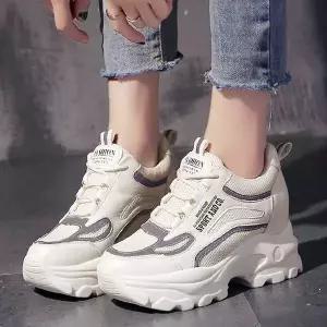 [하프클럽/베리슈]여성9cm 속굽 매쉬 키높이운동화 스니커즈 어글리슈즈