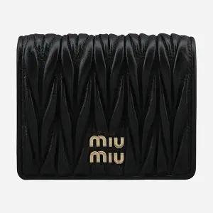 미우미우 6S 5MV204 AFPP F0002 마테라쎄 반지갑 블랙
