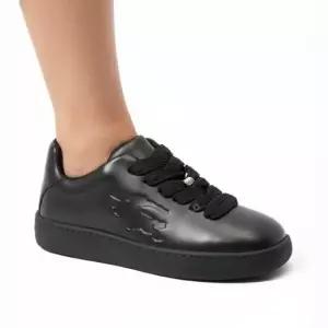 버버리 MUST IT_ Reorder Leather Box Sneakers 8083325) 레더 박스 스니커즈)